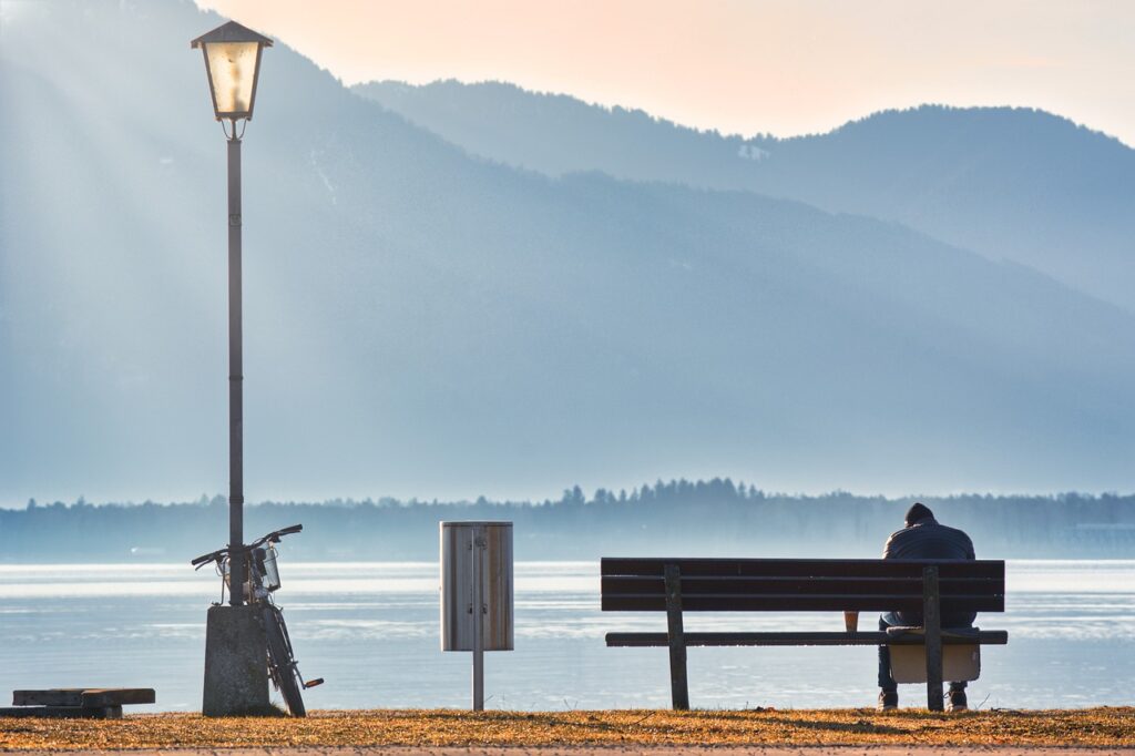 The Difference Between Being Lonely and Alone